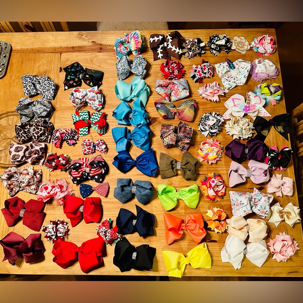 BOWS GALORE